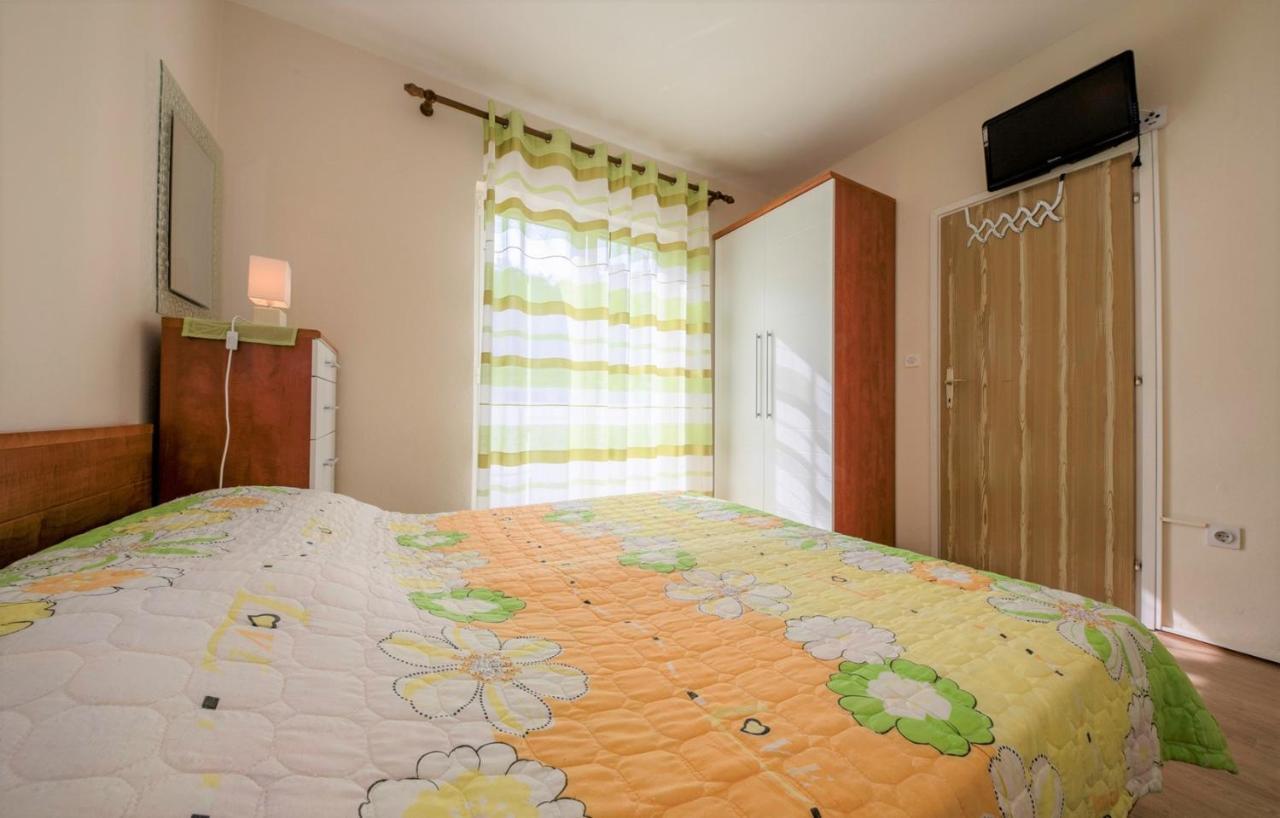 App&Rooms Anica Kampor Exterior photo