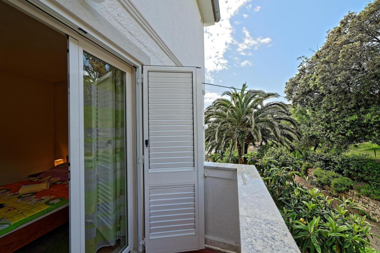 App&Rooms Anica Kampor Exterior photo