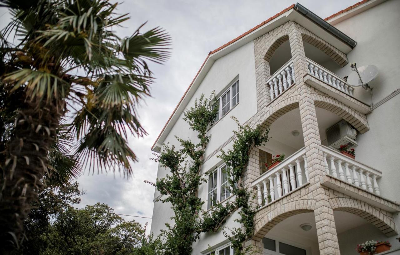 App&Rooms Anica Kampor Exterior photo